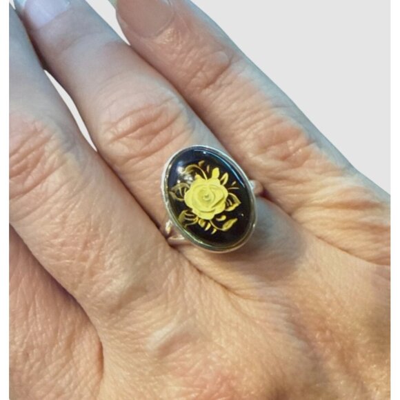 New! Baltic Amber Intaglio Rose in Sterling Silver Adjustable Ring - Picture 3 of 10